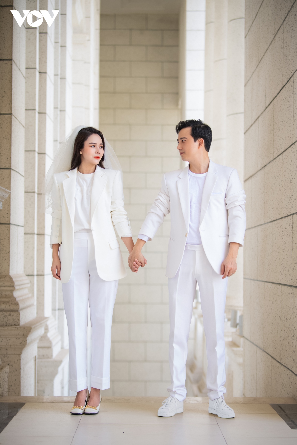 phú bà diễm hương của gara hạnh phúc hạnh phúc bên chồng ngoài đời hình ảnh 5 phu ba diem huong cua gara hanh phuc hanh phuc ben chong ngoai doi hinh anh 5