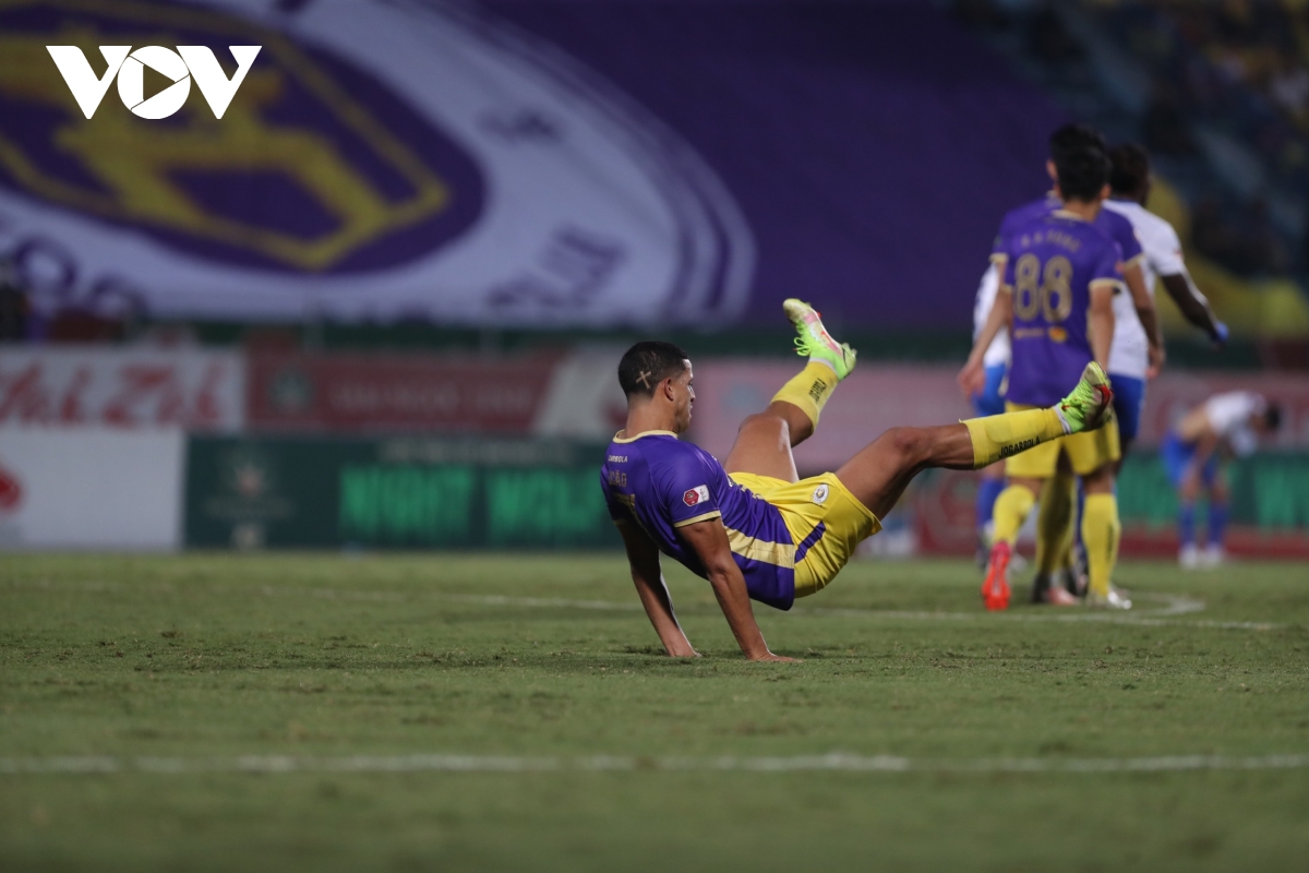 van quyet va van hau toa sang giup ha noi fc dai thang nam Dinh hinh anh 7