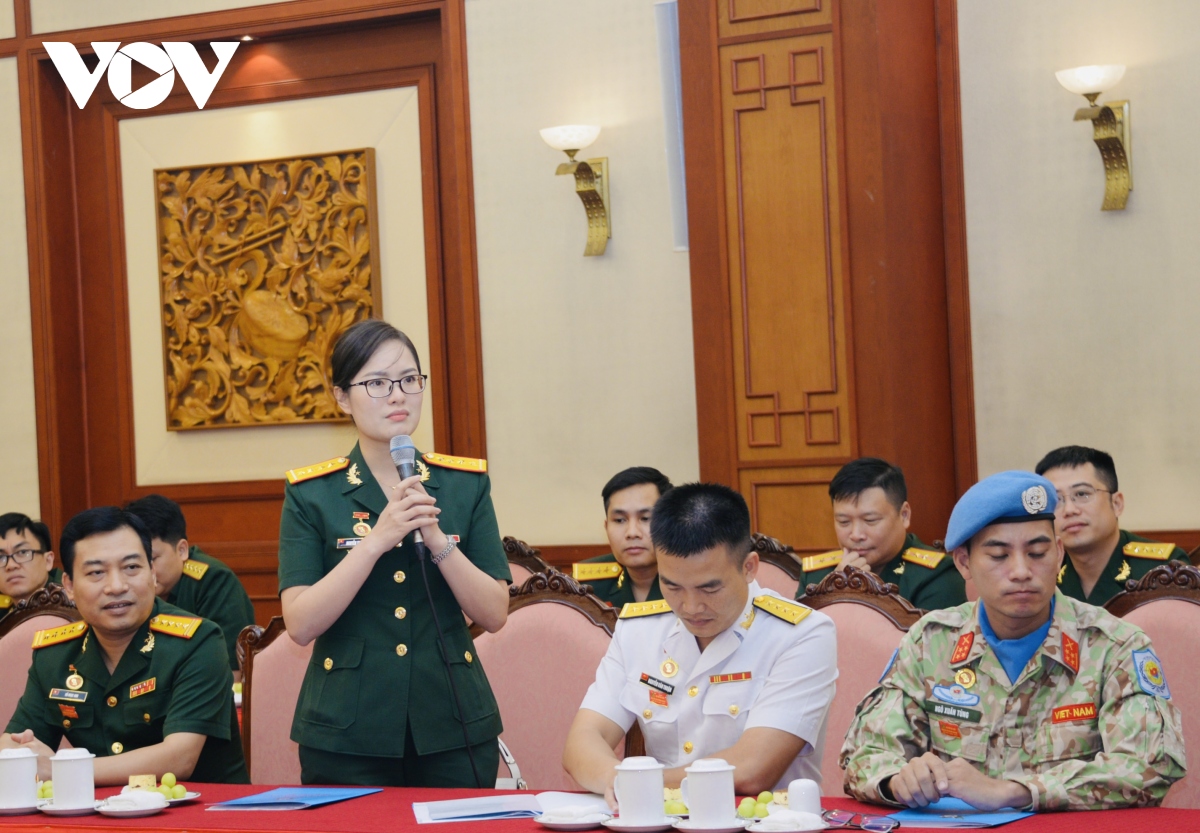 tổng bí thư nguyễn phú trọng gặp mặt Đoàn đại biểu thanh niên quân đội hình ảnh 3 tong bi thu nguyen phu trong gap mat Doan dai bieu thanh nien quan doi hinh anh 3