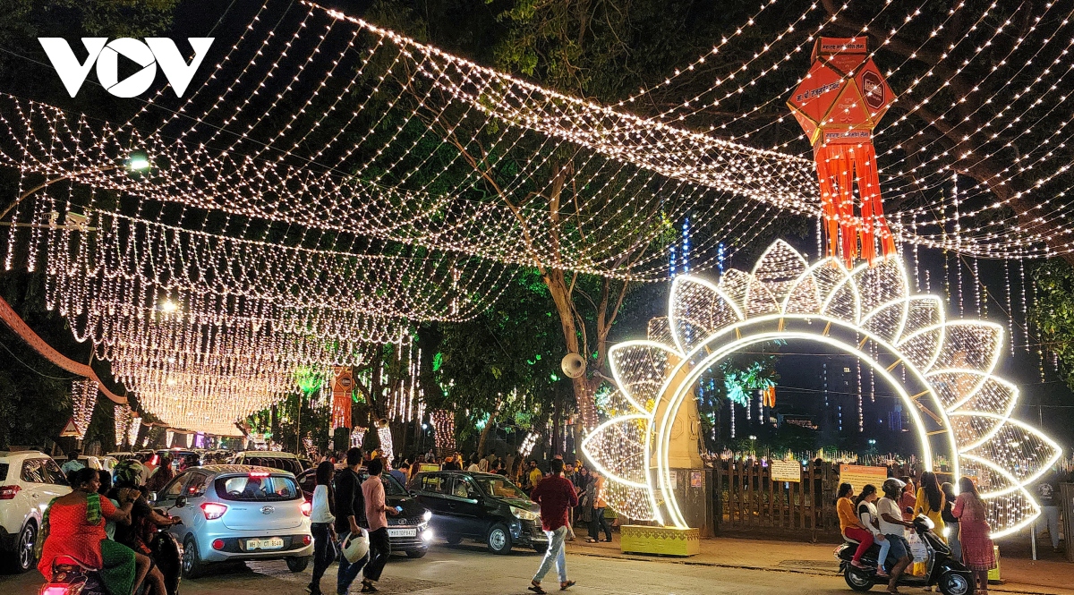 nguoi dan An Do tat bat chuan bi don le hoi diwali hinh anh 3