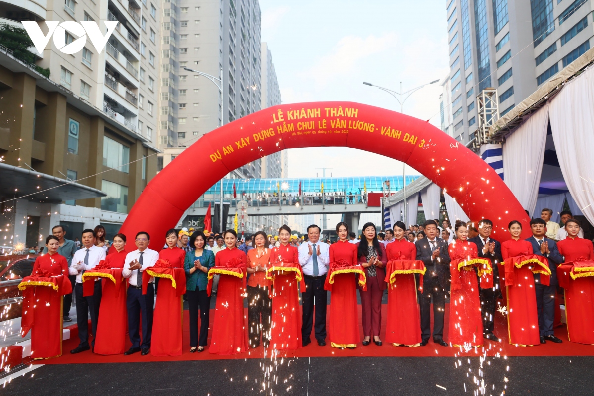 ha noi but pha tren nhieu linh vuc khi covid-19 duoc kiem soat hinh anh 1