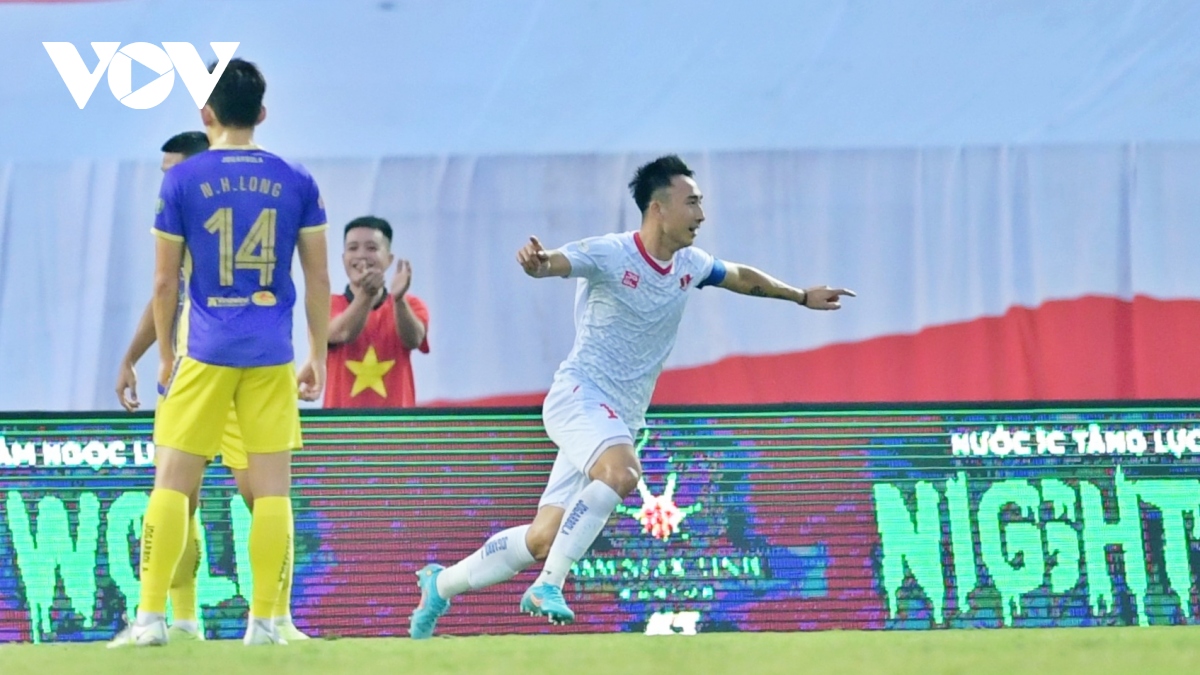 hai phong khung hoang luc luong sau tran thang ha noi fc hinh anh 1