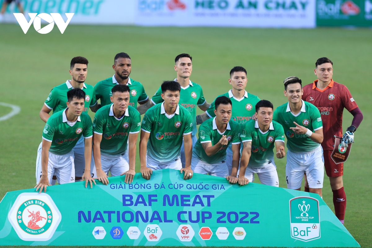 ha guc binh Dinh nho 2 sieu pham, ha noi fc lap hat-trick vo dich cup quoc gia hinh anh 8