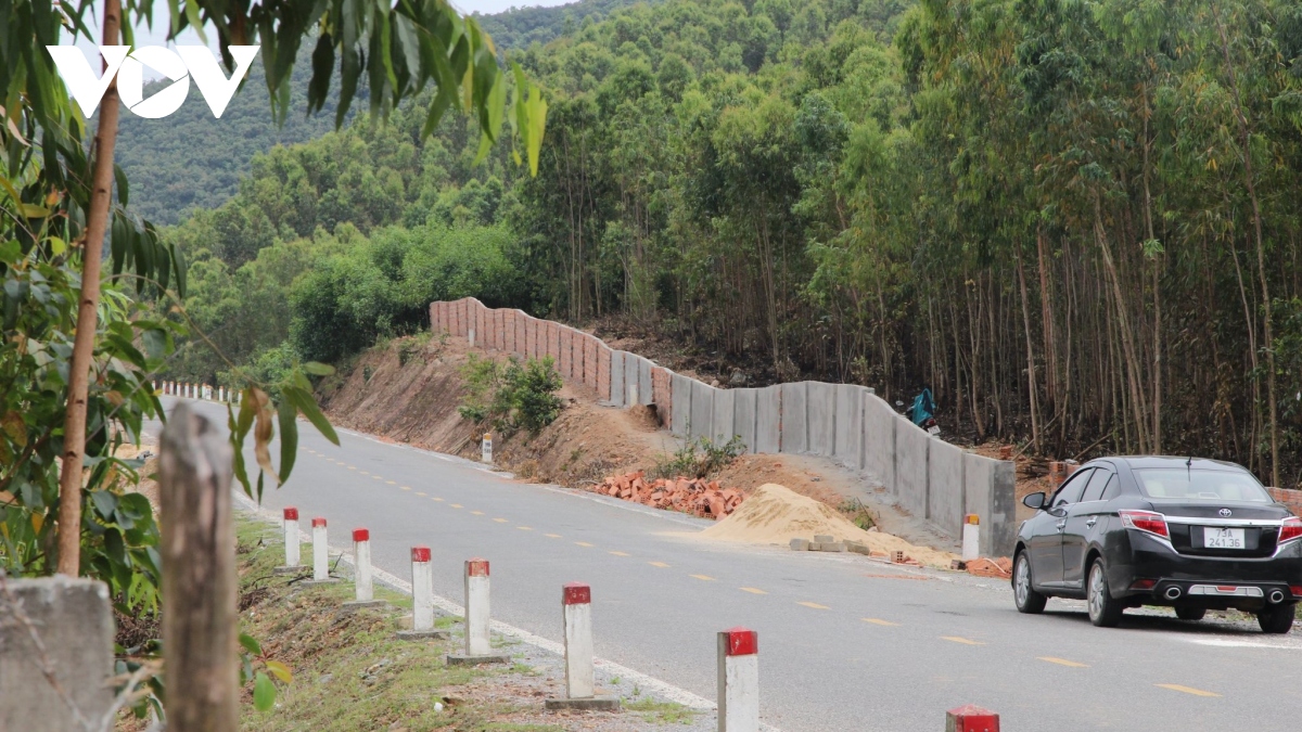 cao toc bac-nam qua quang binh khong con xay dung trai phep cho den bu hinh anh 3