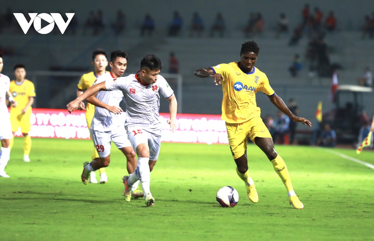 thang dam slna, hai phong van ngam ngui ve nhi o v-league 2022 hinh anh 3