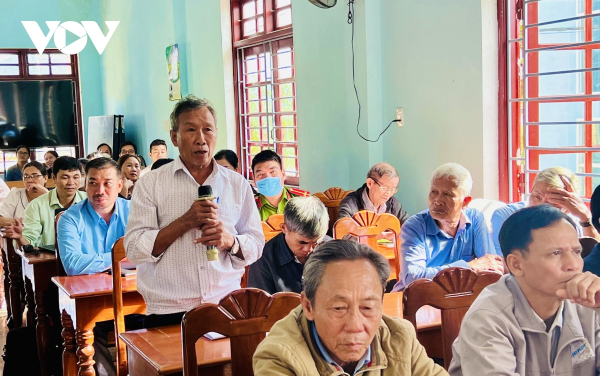 Đại biểu quốc hội tiếp xúc cử tri tại quảng ninh và quảng nam hình ảnh 3 Dai bieu quoc hoi tiep xuc cu tri tai quang ninh va quang nam hinh anh 3