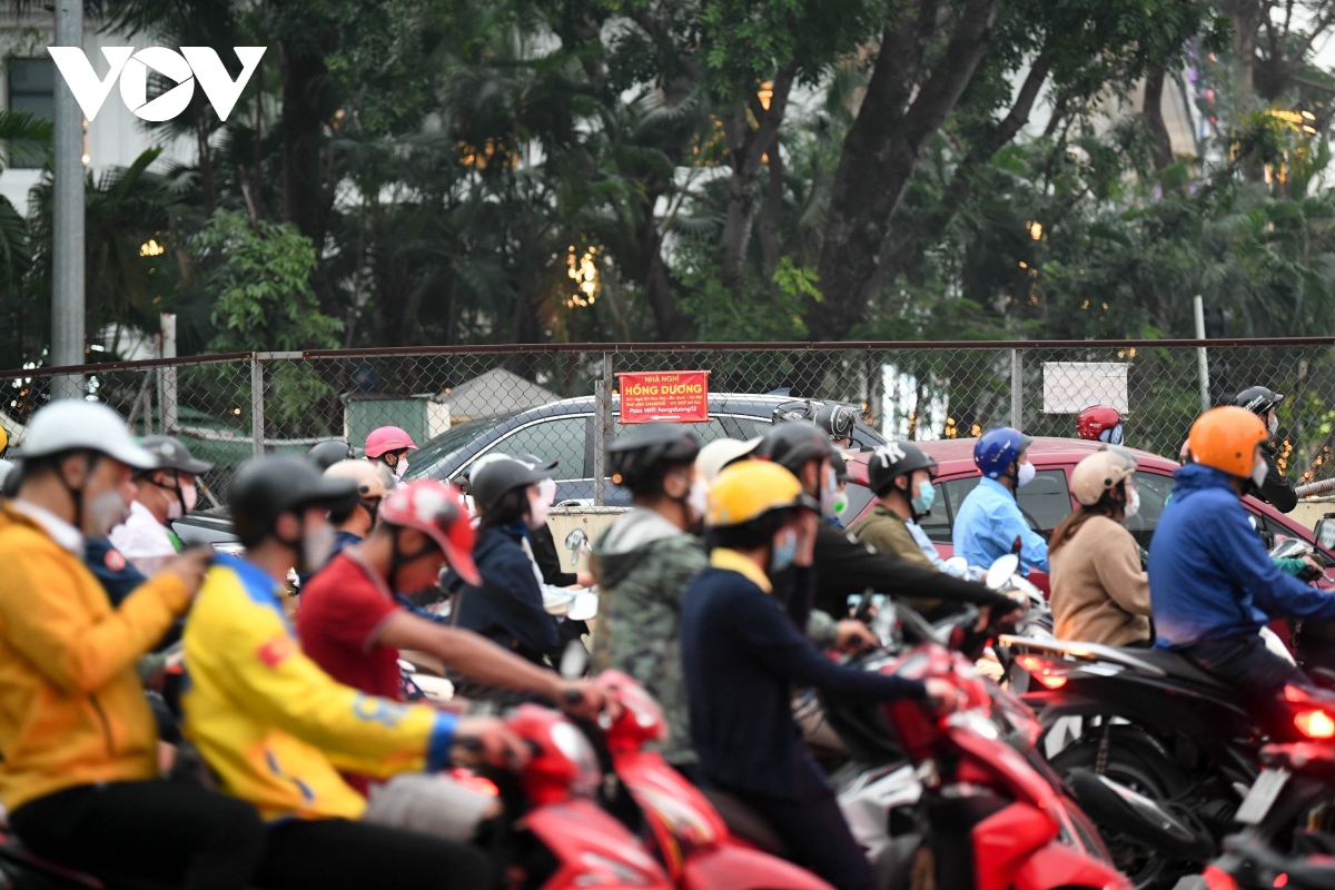 nhieu lo cot cua du an duong sat nhon - ga ha noi dap chieu hinh anh 9