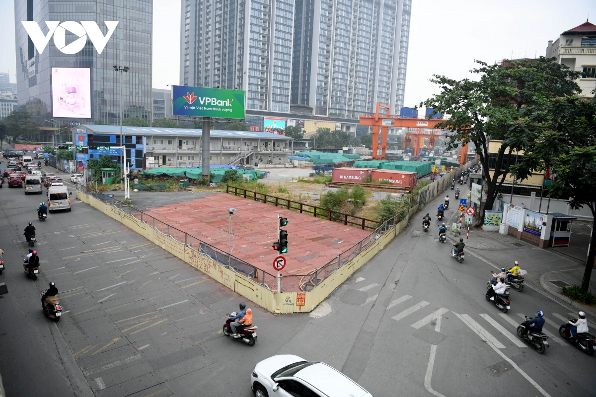 nhieu lo cot cua du an duong sat nhon - ga ha noi dap chieu hinh anh 6