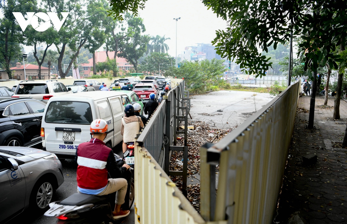 nhieu lo cot cua du an duong sat nhon - ga ha noi dap chieu hinh anh 13