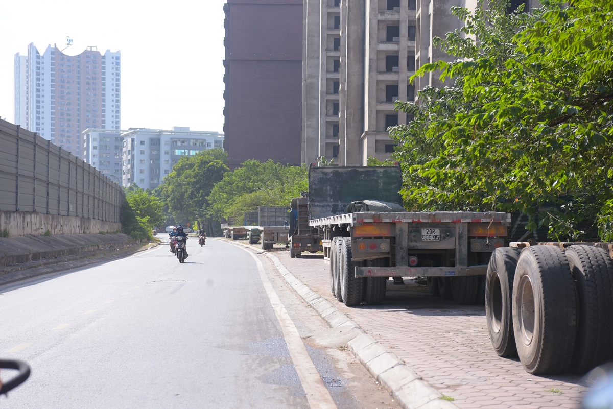 O nhiem, nhech nhac quanh khu ky tuc xa nghin ty bo hoang o ha noi hinh anh 7