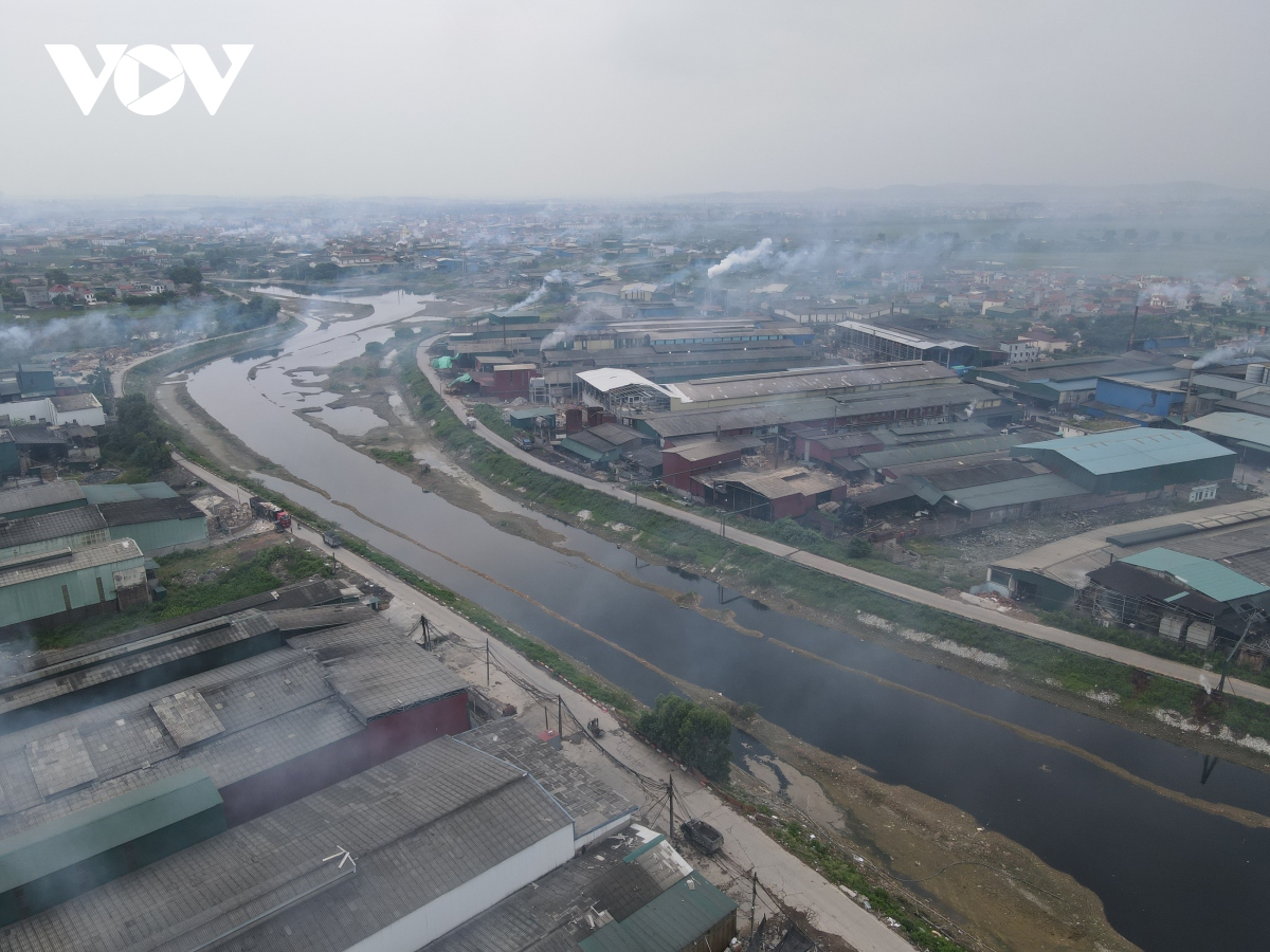 Chủ tịch tỉnh Bắc Ninh chỉ đạo khẩn tăng cường xử lý ô nhiễm môi trường tại  Phong Khê