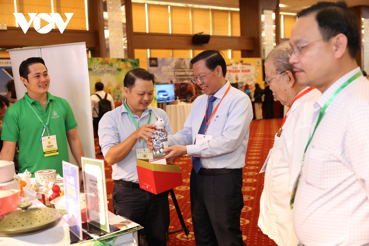 diễn đàn mekong connect 2022 khơi thông nhiều điểm nghẽn phát triển Đbscl hình ảnh 6 dien dan mekong connect 2022 khoi thong nhieu diem nghen phat trien Dbscl hinh anh 6