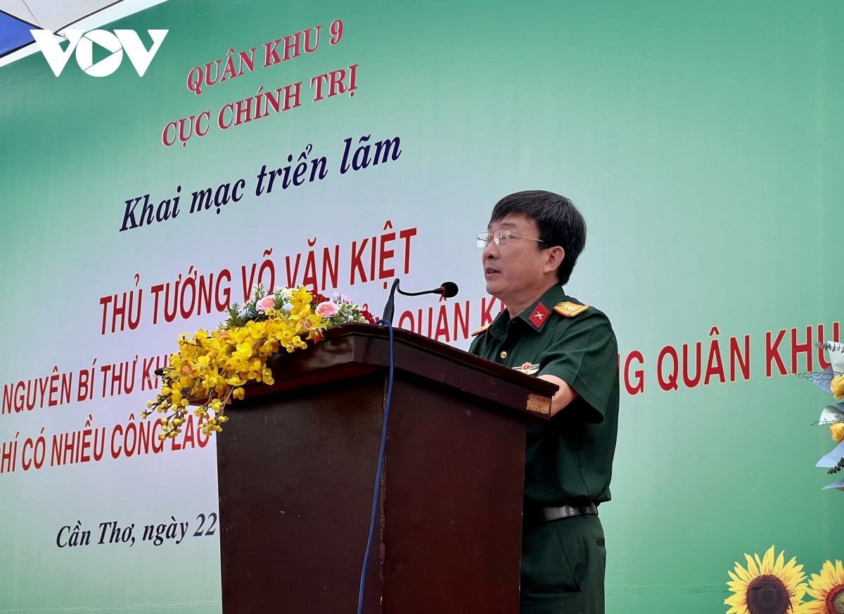trung bay hon 300 hinh anh, hien vat ve thu tuong vo van kiet va llvt quan khu 9 hinh anh 3 trung bay hon 300 hinh anh, hien vat ve thu tuong vo van kiet va llvt quan khu 9 hinh anh 3