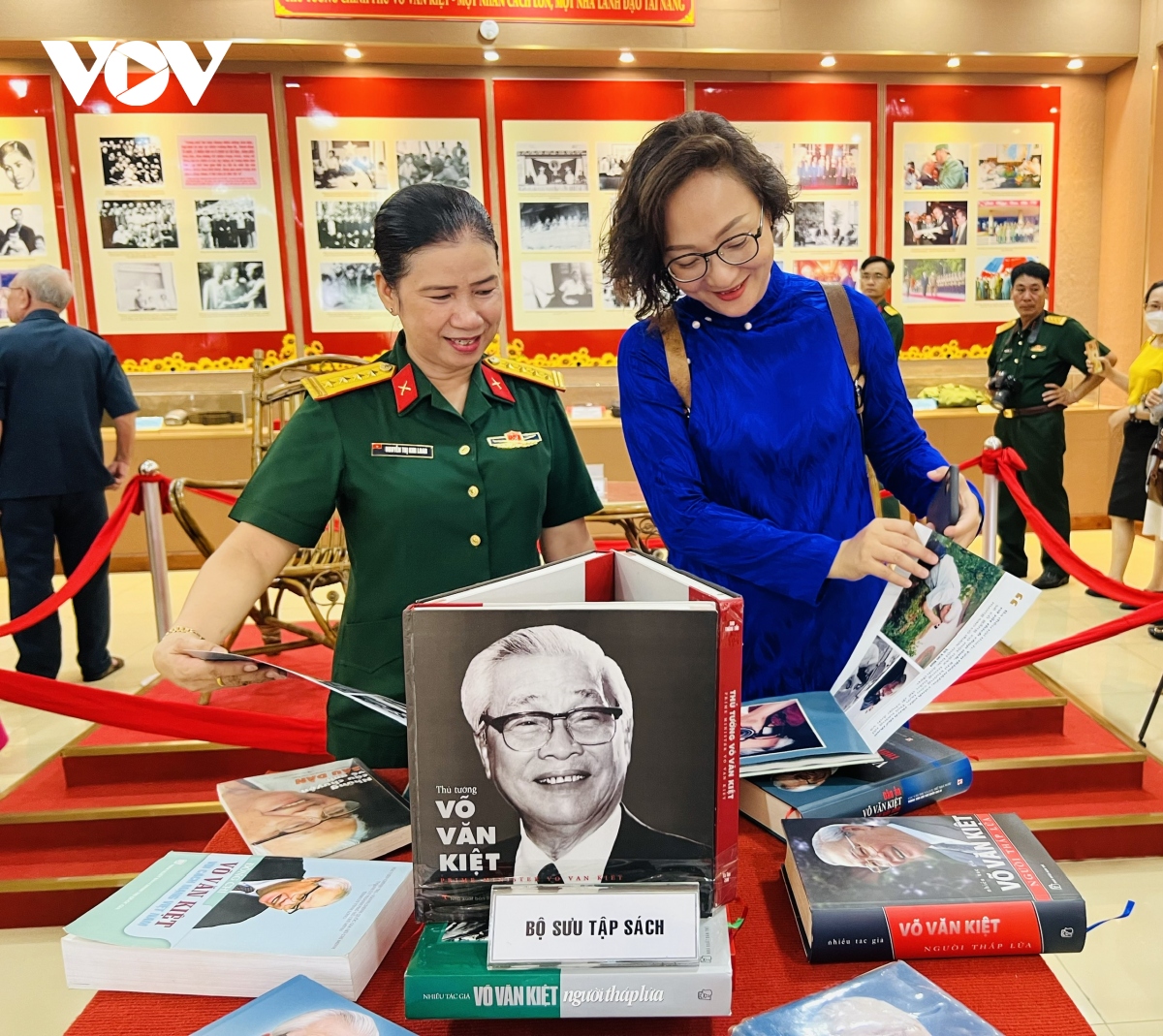 trung bay hon 300 hinh anh, hien vat ve thu tuong vo van kiet va llvt quan khu 9 hinh anh 8 trung bay hon 300 hinh anh, hien vat ve thu tuong vo van kiet va llvt quan khu 9 hinh anh 8