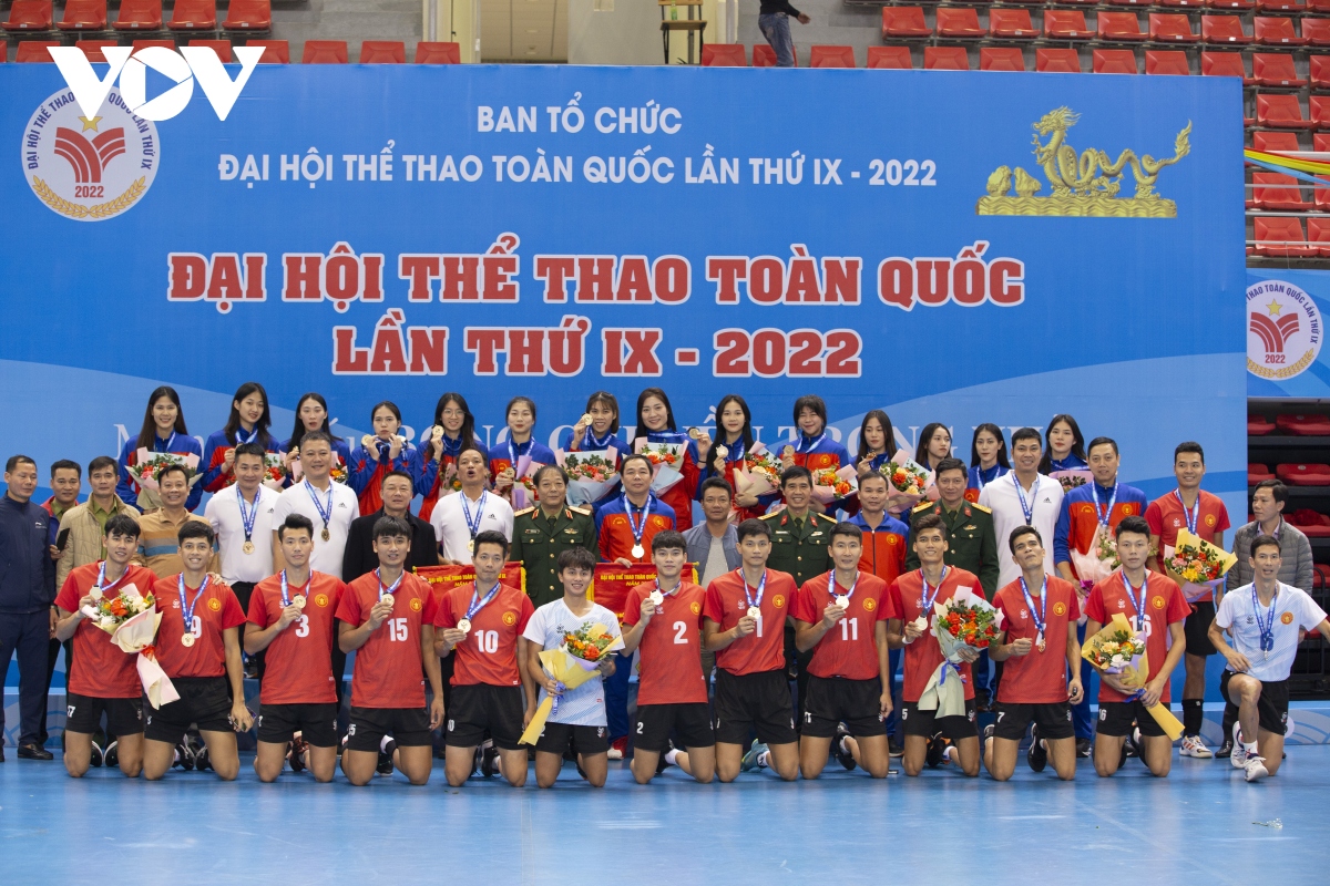 bong chuyen quan doi am tron 2 hcv Dai hoi the thao toan quoc 2022 hinh anh 13