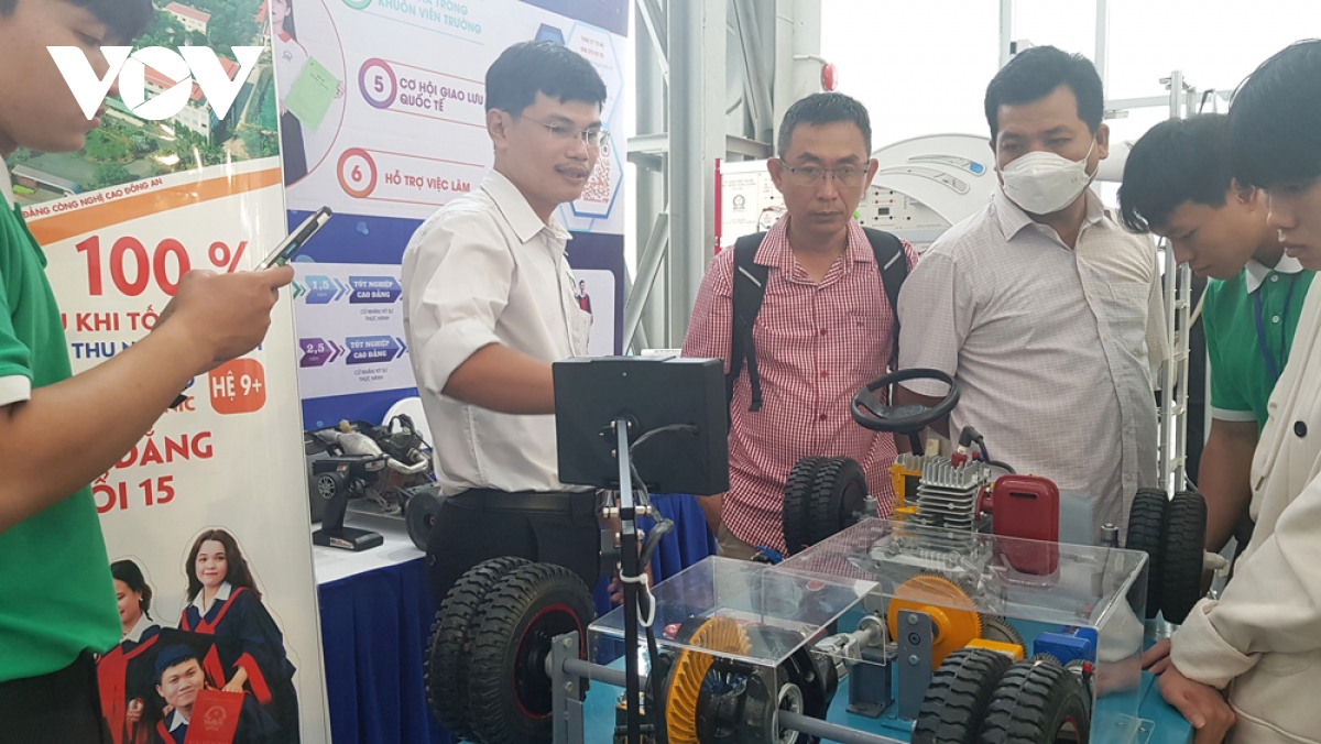 Khởi động Ngày hội khởi nghiệp quốc gia Techfest Vietnam 2022