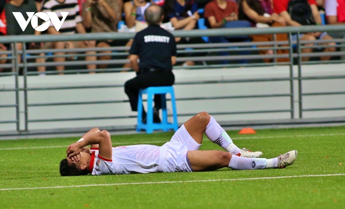 du am Dt singapore 0-0 Dt viet nam khi hlv park minh oan cho van hau hinh anh 2