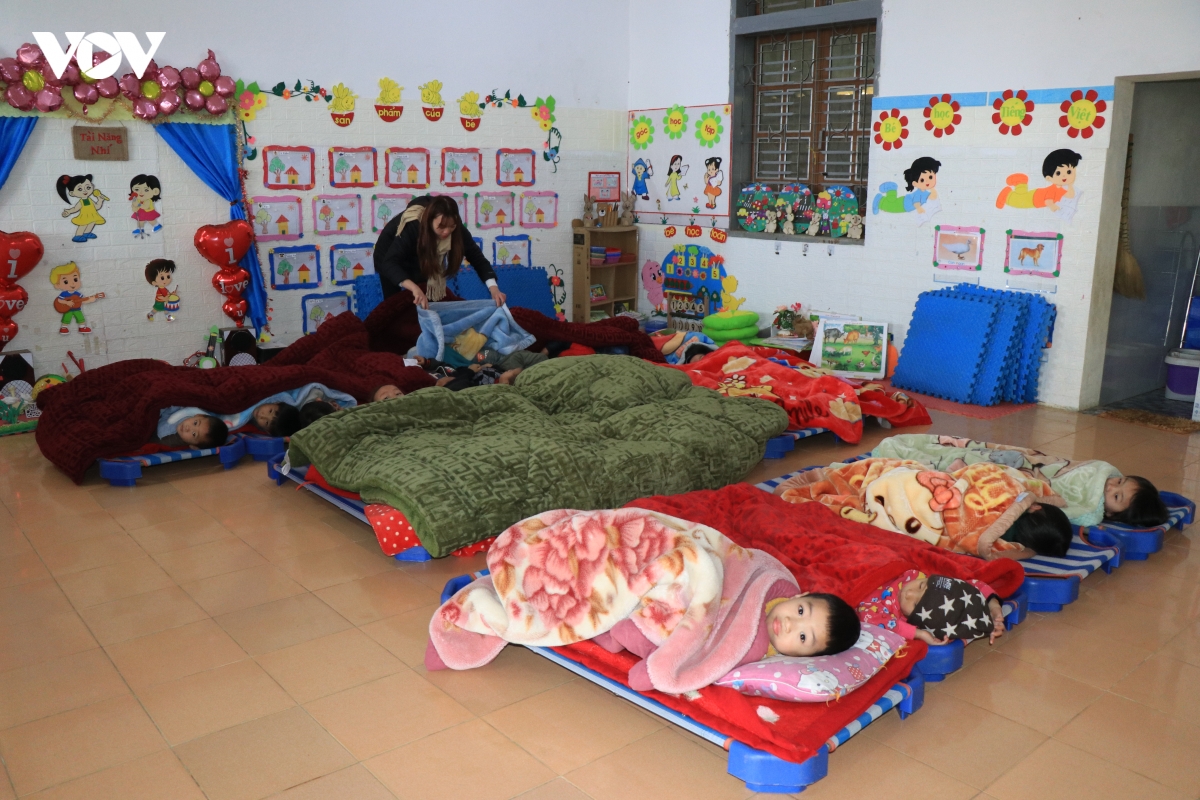 thay tro vung cao chu dong chong choi gia ret hinh anh 4