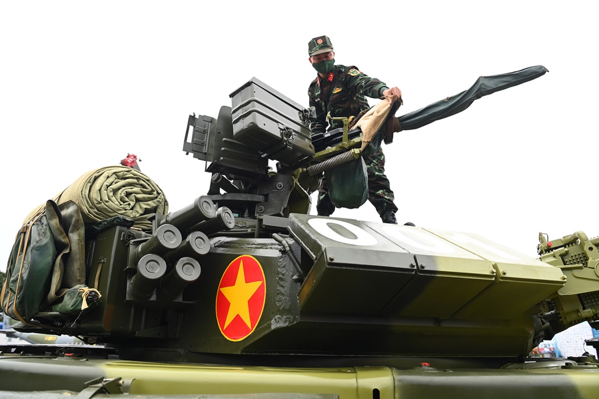 Hình ảnh cặp xe tăng chiến đấu chủ lực của QĐND Việt Nam