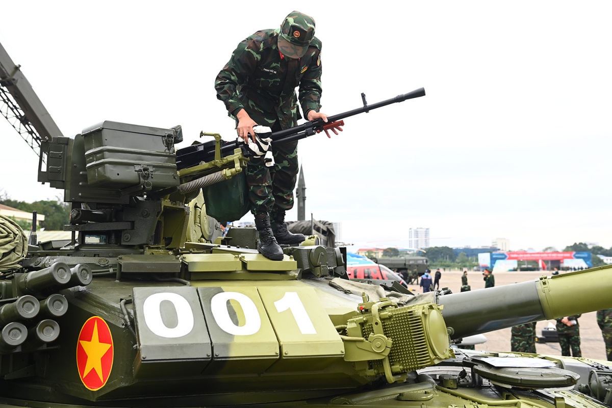 Hình ảnh cặp xe tăng chiến đấu chủ lực của QĐND Việt Nam