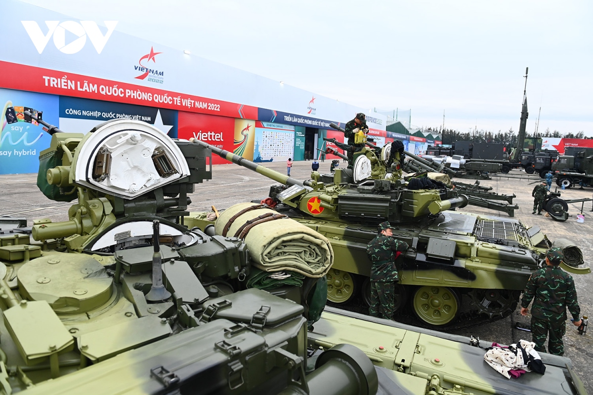 Đồ chơi Lắp ráp Xe tăng Nga T90 Panlos 632005 Russy Tank Xếp hình thông