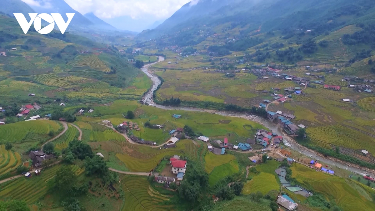 du lich lao cai tren hanh trinh tim kiem su khac biet hinh anh 1