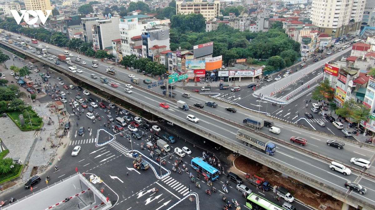 ha noi cong bo 10 su kien noi bat, kinh te phuc hoi la diem sang cua thu do nam 2022 hinh anh 2