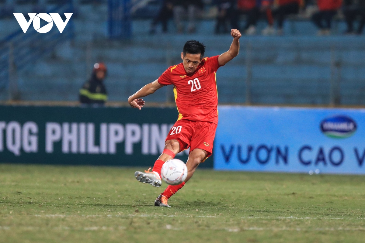 toan canh Dt viet nam chay da cho aff cup 2022 bang tran thang philippines hinh anh 4
