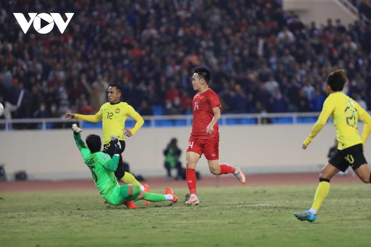 Chùm ảnh ĐT Việt Nam 3-0 Malaysia: Ca khúc khải hoàn - Ảnh 18.