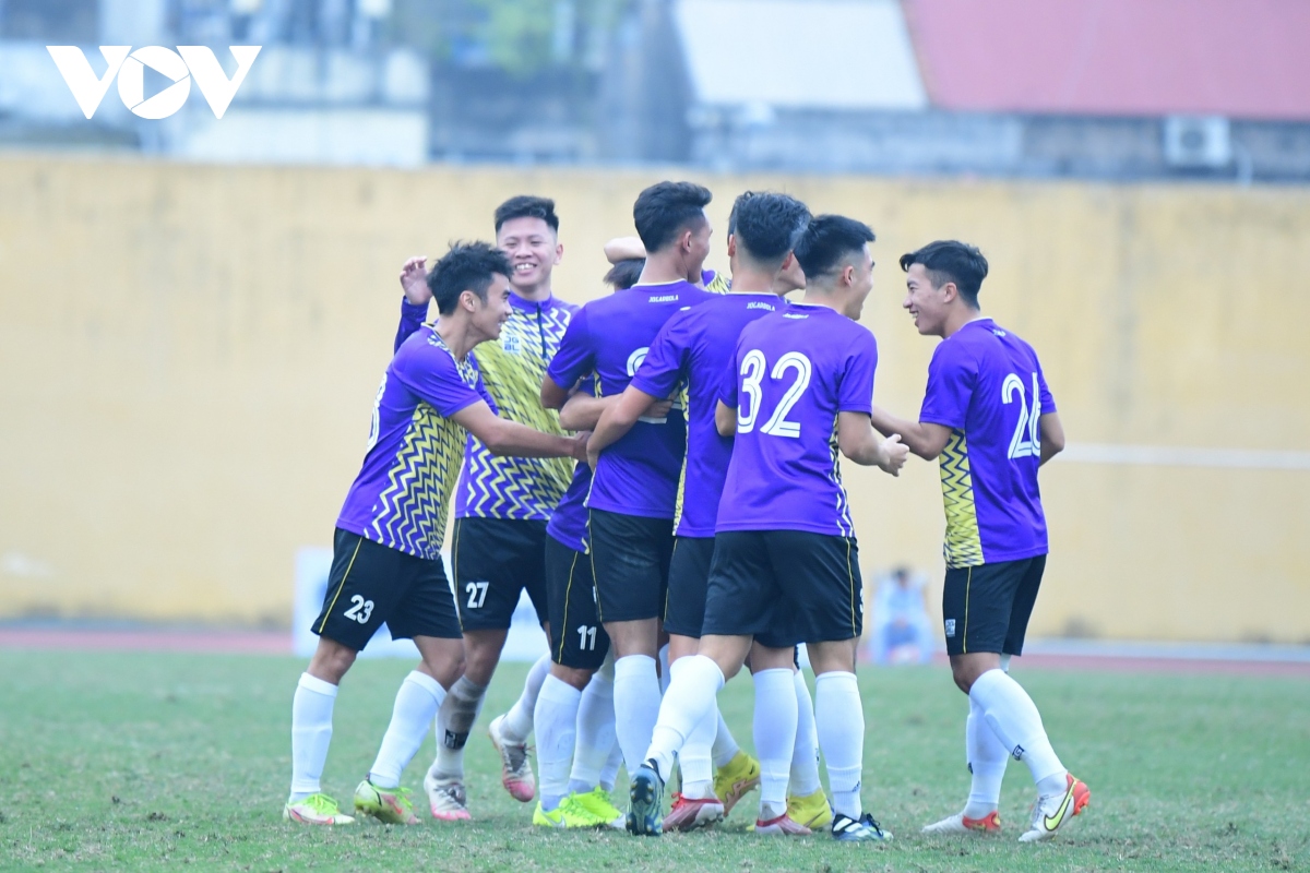 khuat van khang ghi sieu pham, viettel fc van that bai truoc ha noi fc hinh anh 11