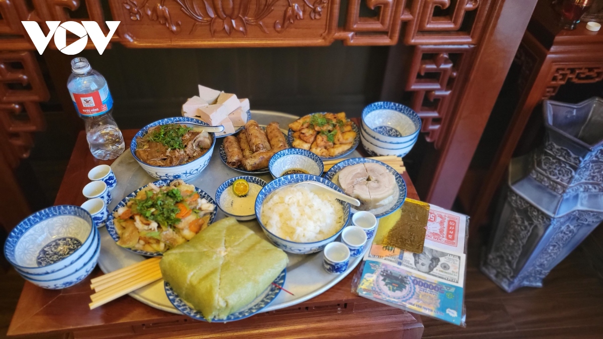 Bữa cơm chiều 30 gắn kết tình thân trong mỗi gia đình người Việt