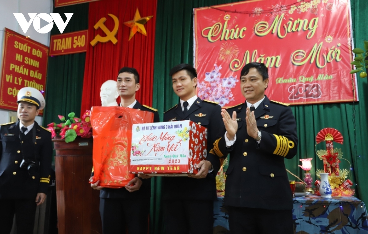 vung 3 hai quan tham va chuc tet quan, dan huyen dao con co, tinh quang tri hinh anh 12