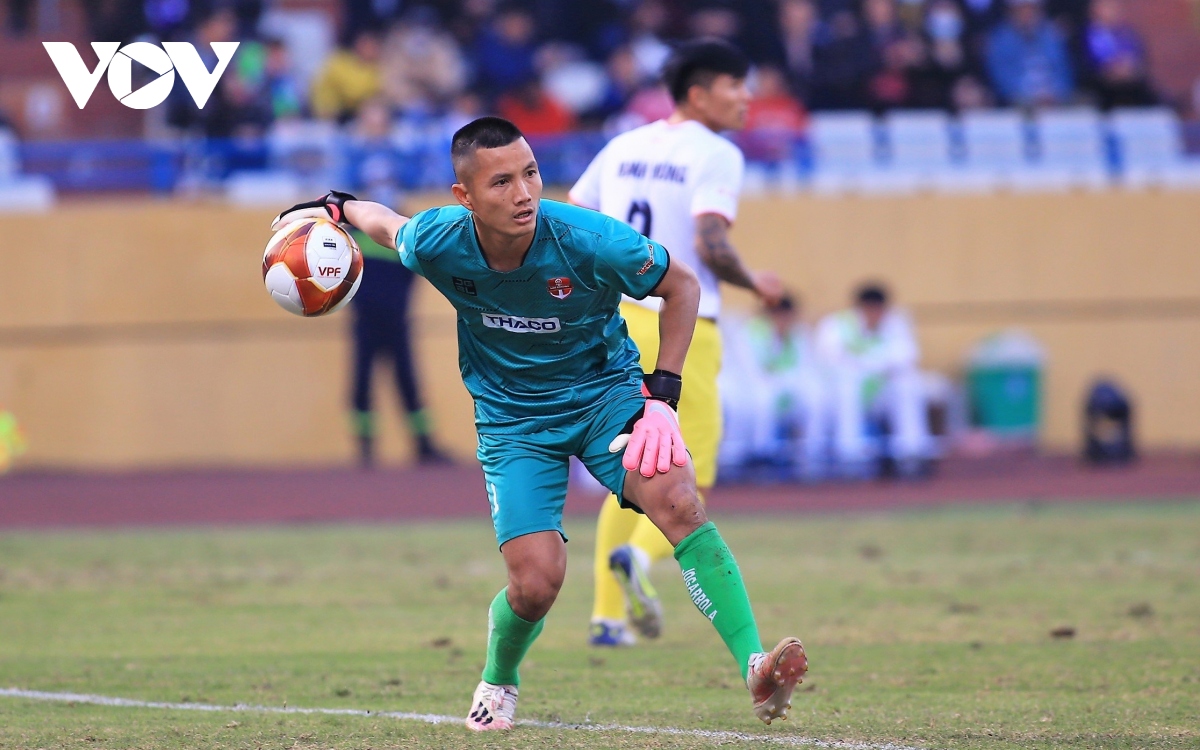 ha noi fc mo tai khoan danh hieu duoi thoi hlv bozidar bandovic hinh anh 8