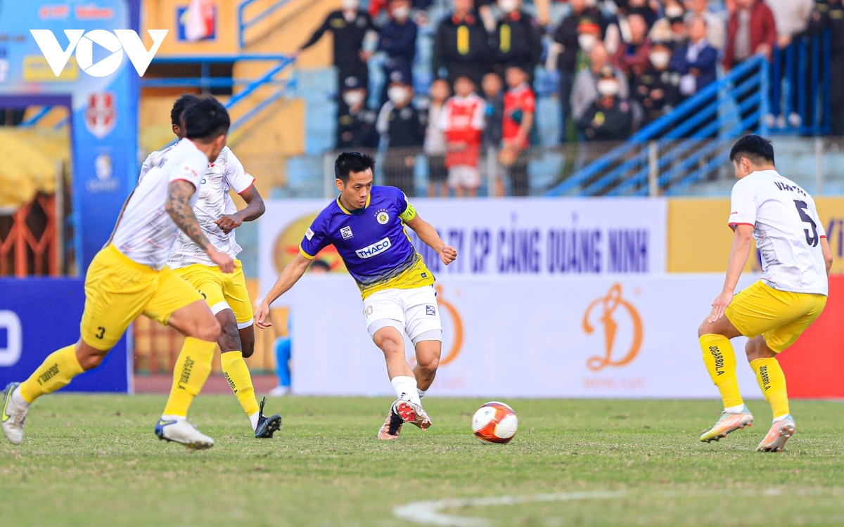 ha noi fc mo tai khoan danh hieu duoi thoi hlv bozidar bandovic hinh anh 3