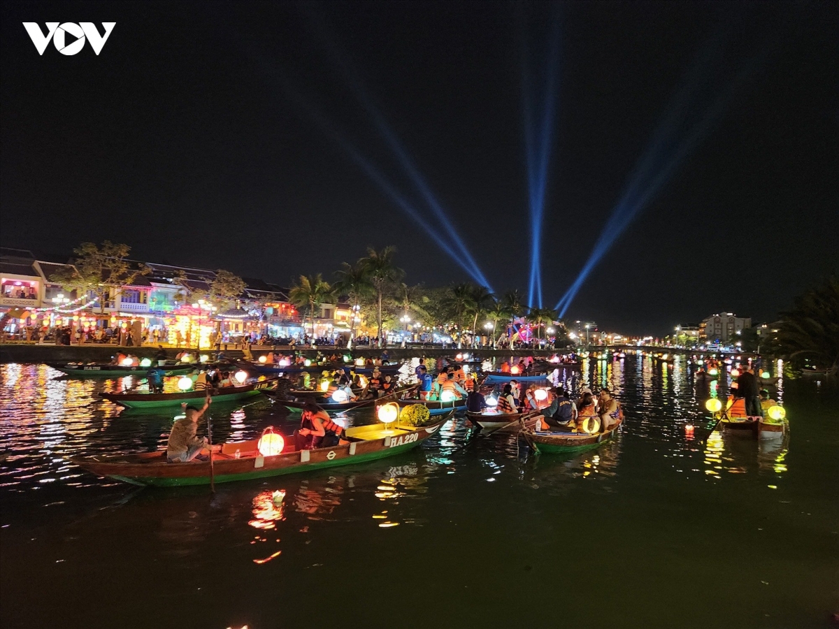 ca nuoc han hoan don nam moi quy mao 2023 xuan viet bung tri viet hinh anh 167