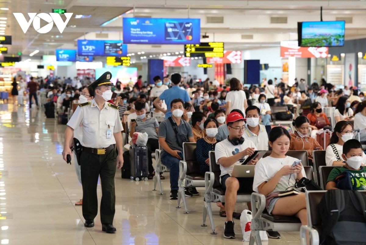 女性职场查询访问述讲：多半女性职业糊心逝世计会受婚姻影响