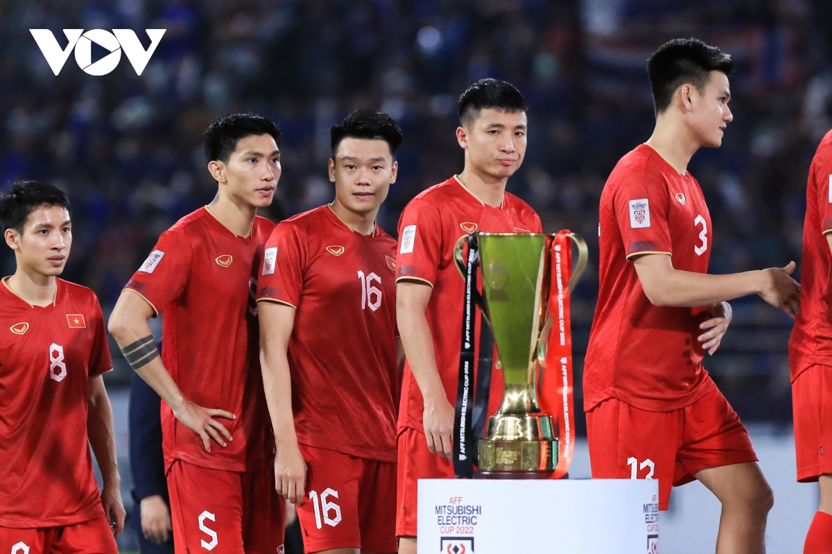 Những khoảnh khắc "trái ngược" tại lễ trao giải AFF Cup 2022