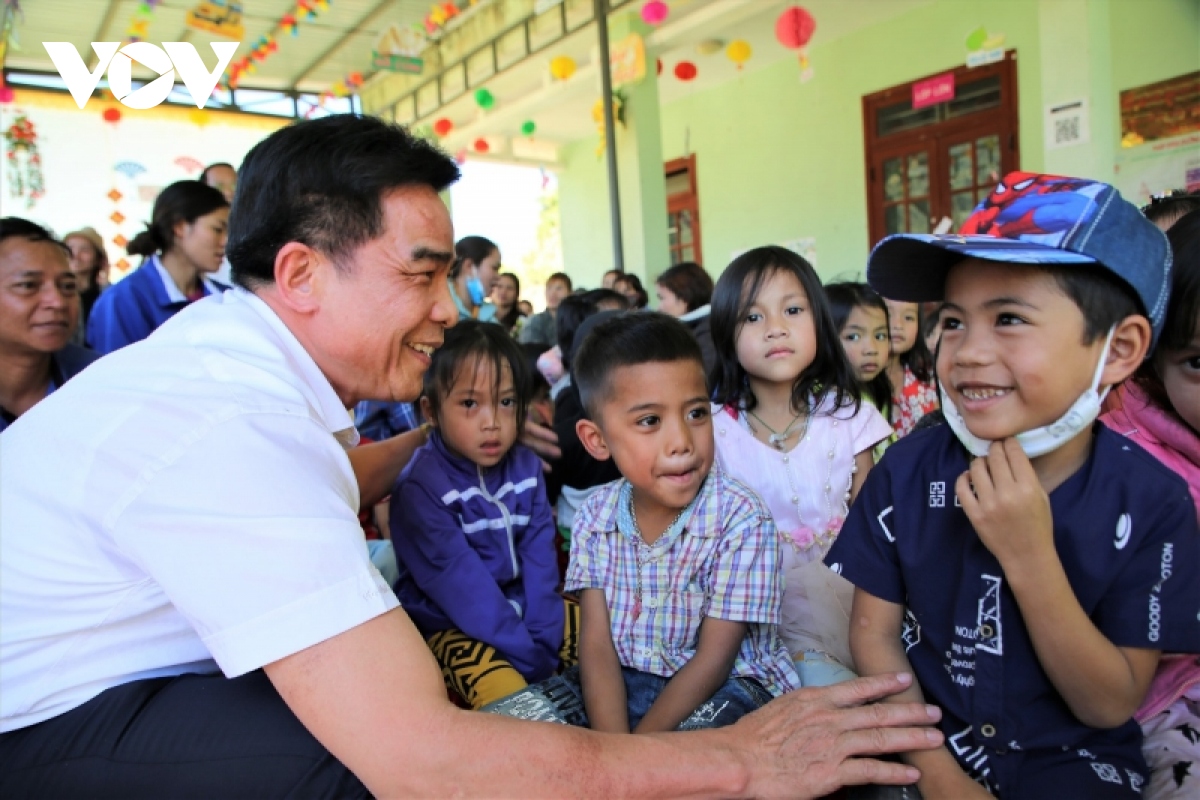 xuan am tren cac ban lang mien nui tinh quang nam hinh anh 3