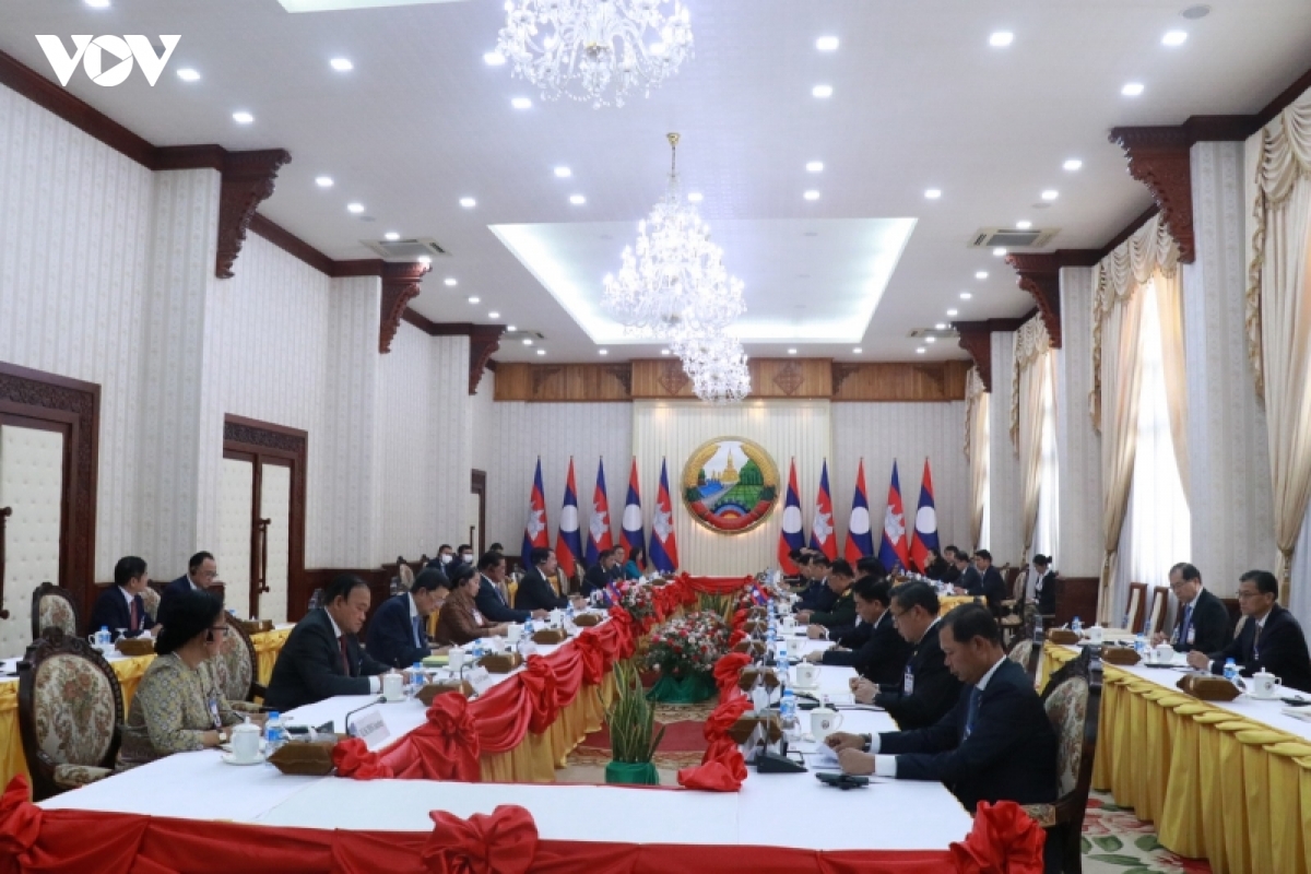 thu tuong lao va campuchia ky ket hiep dinh bien gioi giua hai nuoc hinh anh 2
