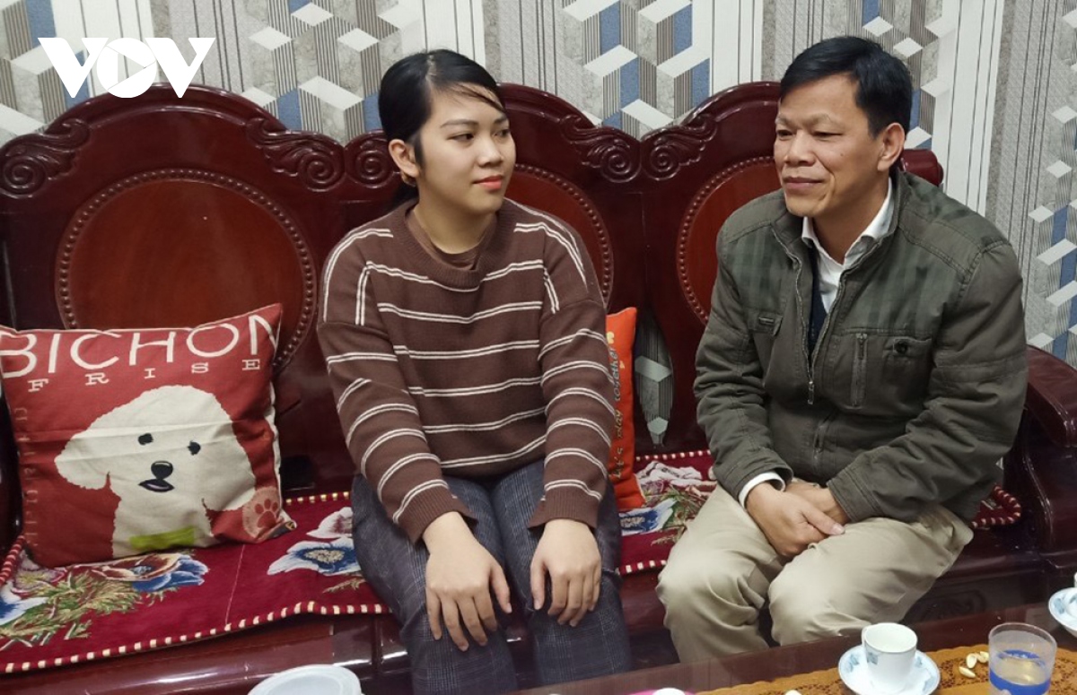 yêu màu áo lính, những cô gái trẻ viết đơn xin nhập ngũ hình ảnh 3 yeu mau ao linh, nhung co gai tre viet don xin nhap ngu hinh anh 3