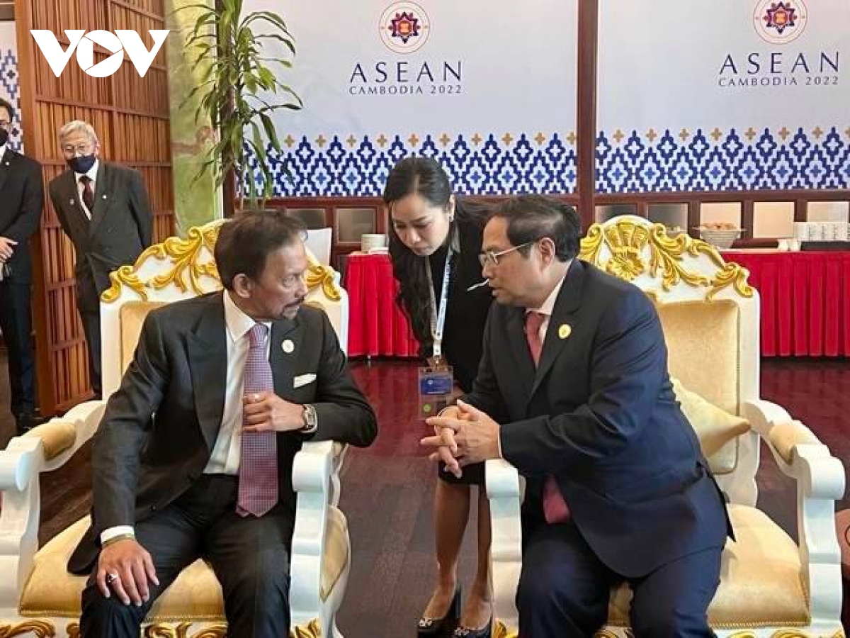Thủ tướng Phạm Minh Chính lần đầu tiên thăm chính thức Singapore ...