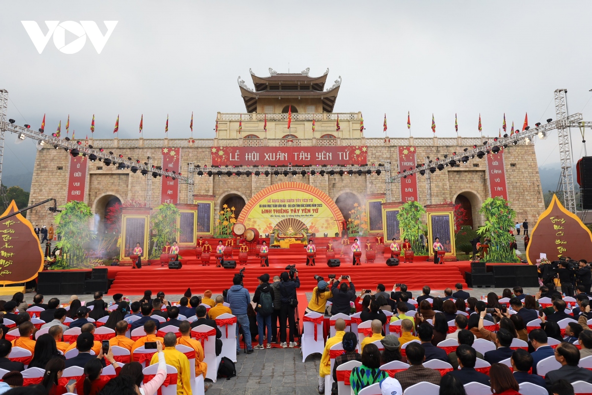 bac giang xay dung thuong hieu du lich tu tuan van hoa - du lich dau xuan hinh anh 9