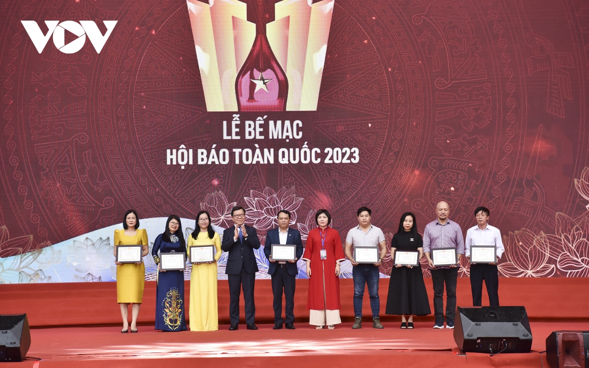 toan canh le be mac hoi bao toan quoc 2023 hinh anh 11