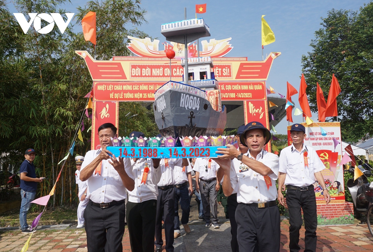 Da nang to chuc le gio, cau sieu 64 liet si gac ma hinh anh 2