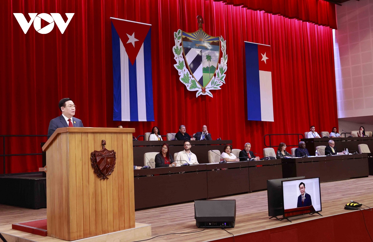 chu tich quoc hoi vuong Dinh hue phat bieu tai phien hop toan the cua quoc hoi cuba hinh anh 2 chu tich quoc hoi vuong Dinh hue phat bieu tai phien hop toan the cua quoc hoi cuba hinh anh 2