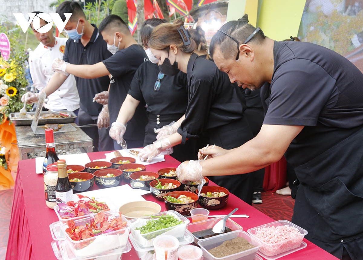 Khai mạc Liên hoan văn hóa ẩm thực lần đầu tiên tại Lễ hội Đền ...
