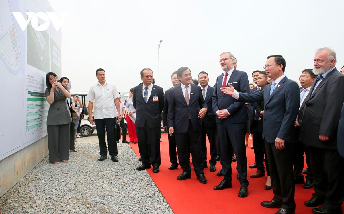 czech pm fiala inspects skoda auto project in quang ninh picture 1