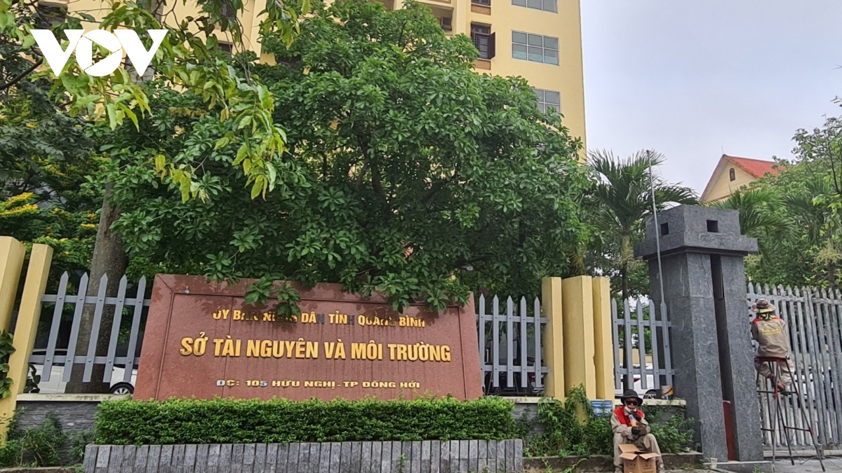 khoi to can bo so tai nguyen va moi truong tinh quang binh hinh anh 1