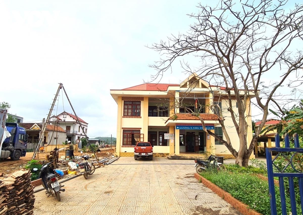 thi cong duong cao toc, hoc sinh chiu kho vi tieng on, bui khoi hinh anh 2