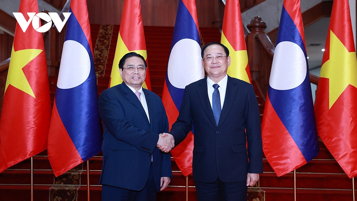 vietnam, laos enhance economic cooperation picture 1